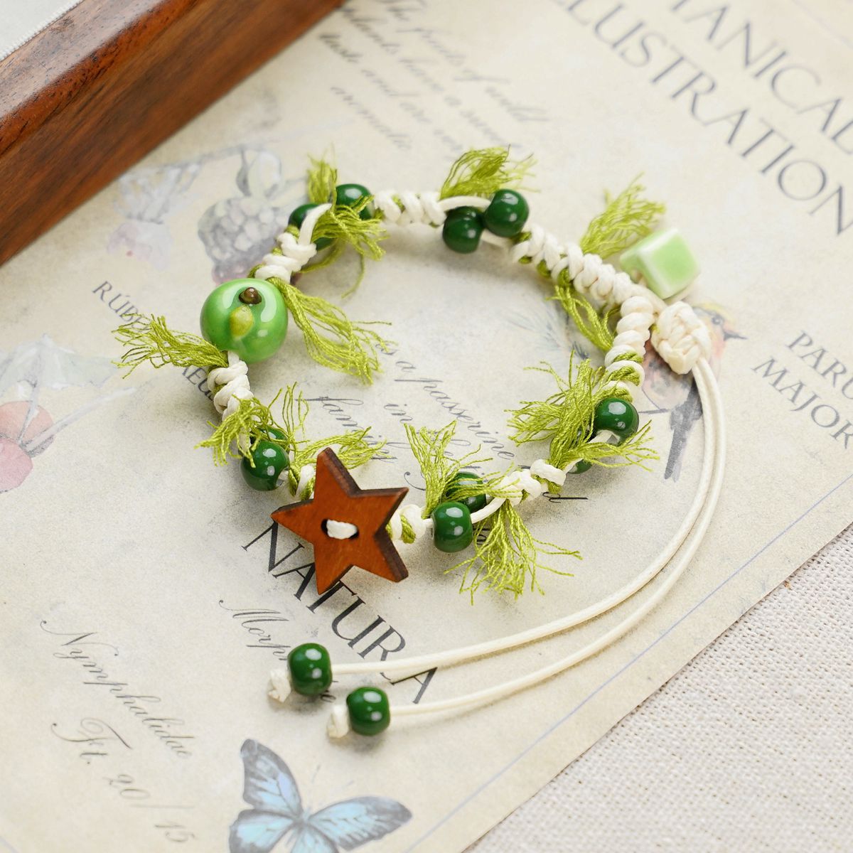 3-PCS Fresh & Whimsical Christmas Ceramic Braided Bracelet - Cartoon Animal Hand Rope, Artistic Hand Jewelry 3