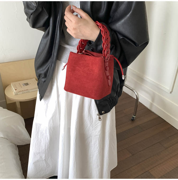 Red Retro Maillard Brown Mini Bag - 2025 New Casual Versatile Women's Crossbody & Exquisite Braided Handle Bucket Bag (15x12x14 cm) 4