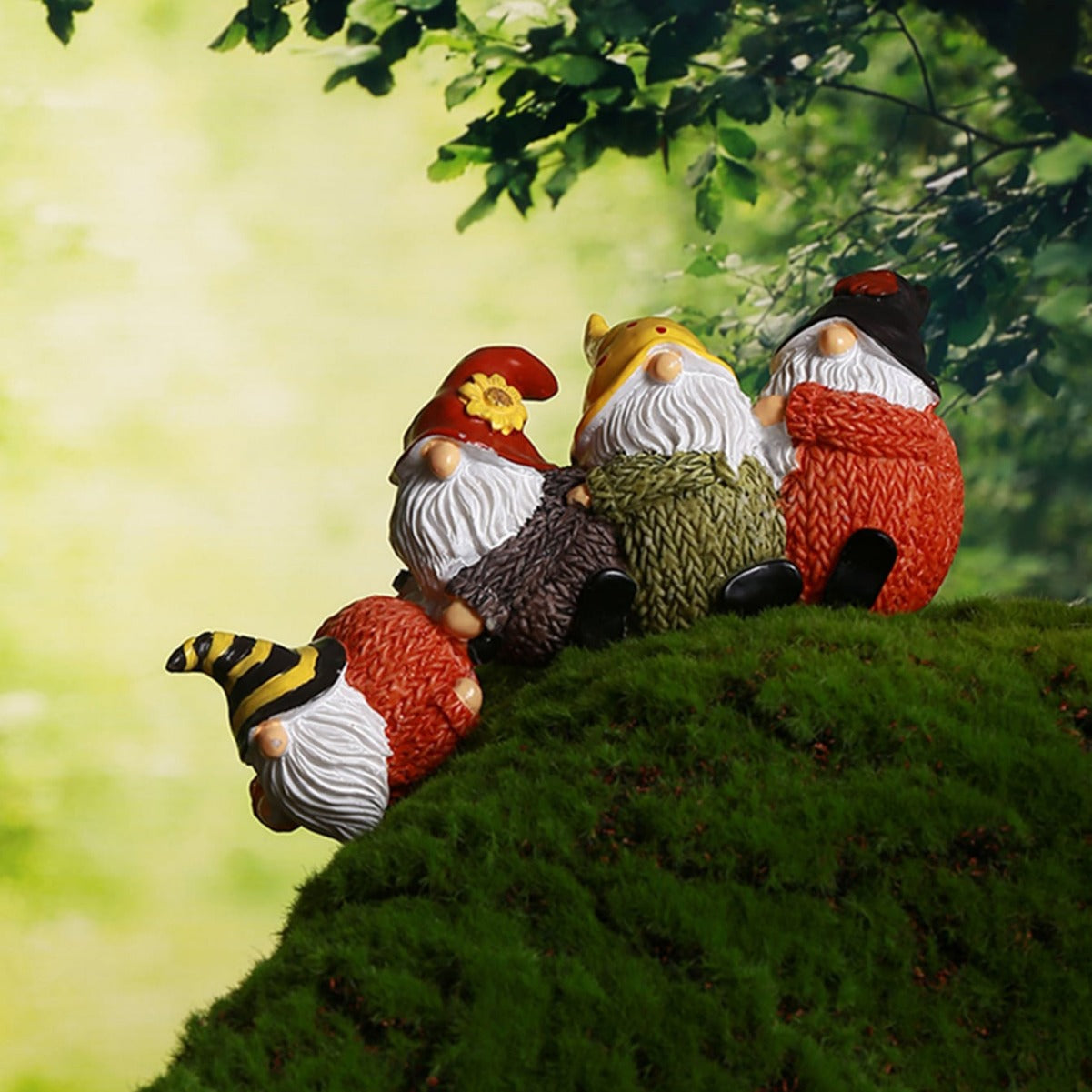 Resin Gnome Santa Figurines - Creative Miniature Desktop Ornaments and Garden Decor Craft