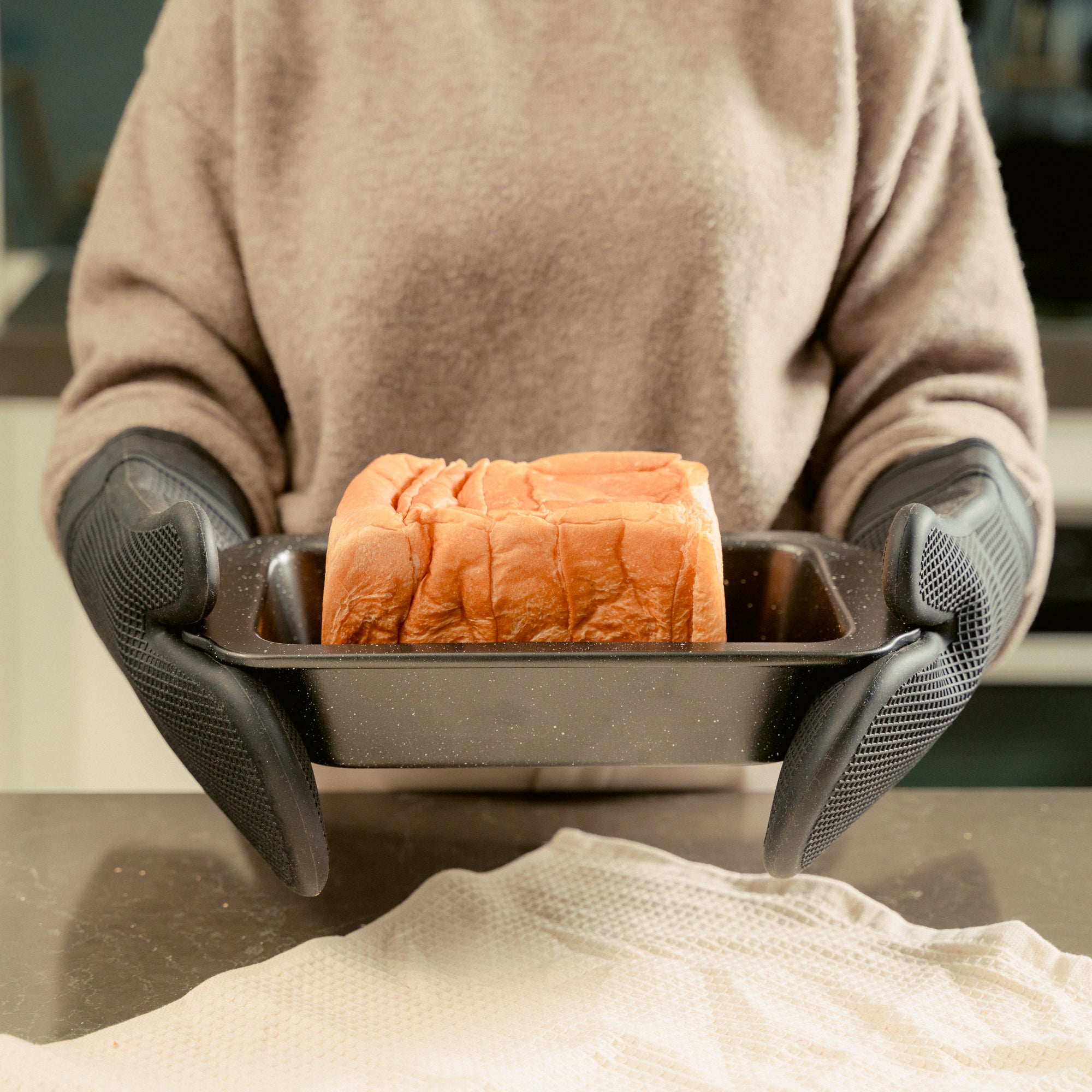 Silicone Oven Mitt 4
