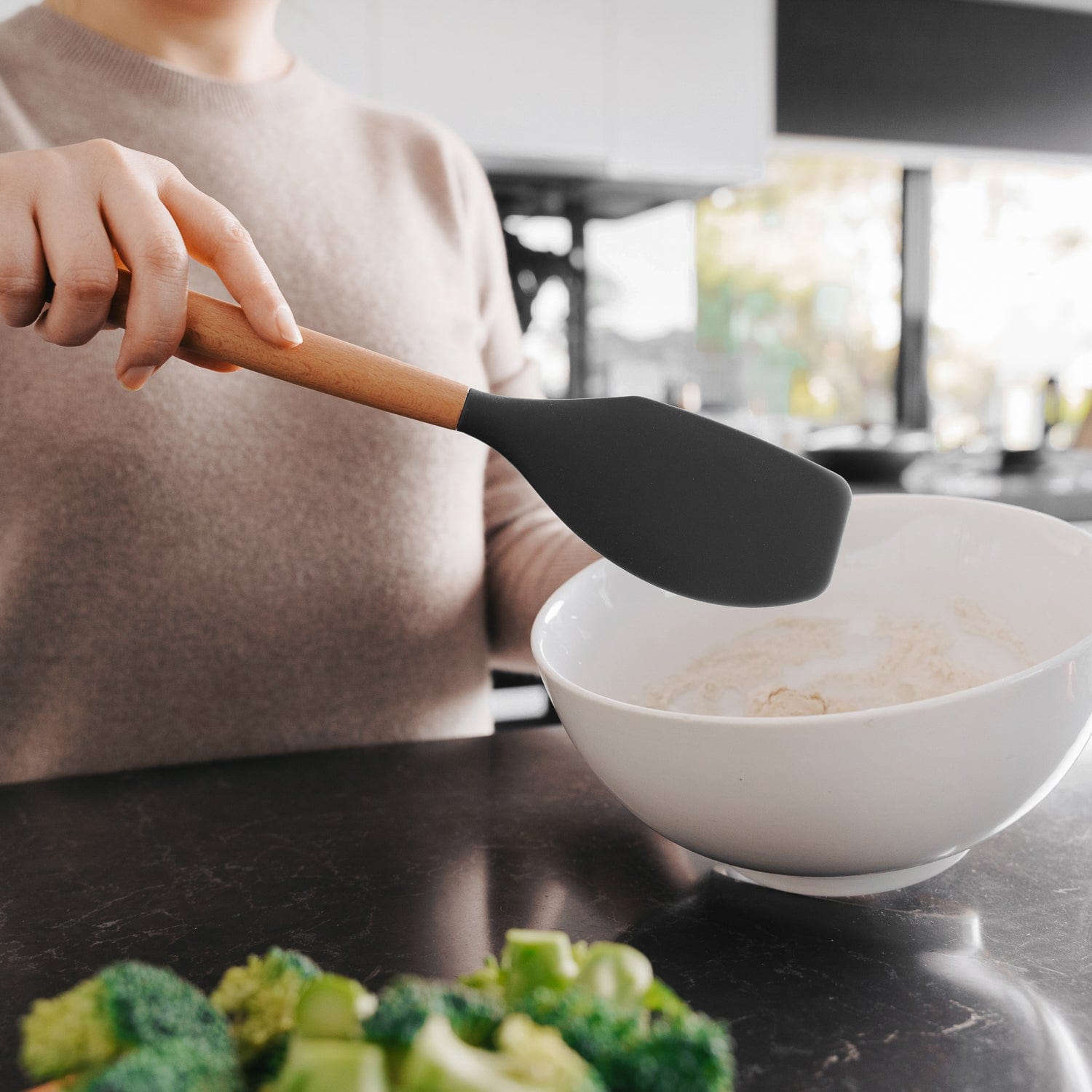 Beechwood & silicone spatula charcoal 5