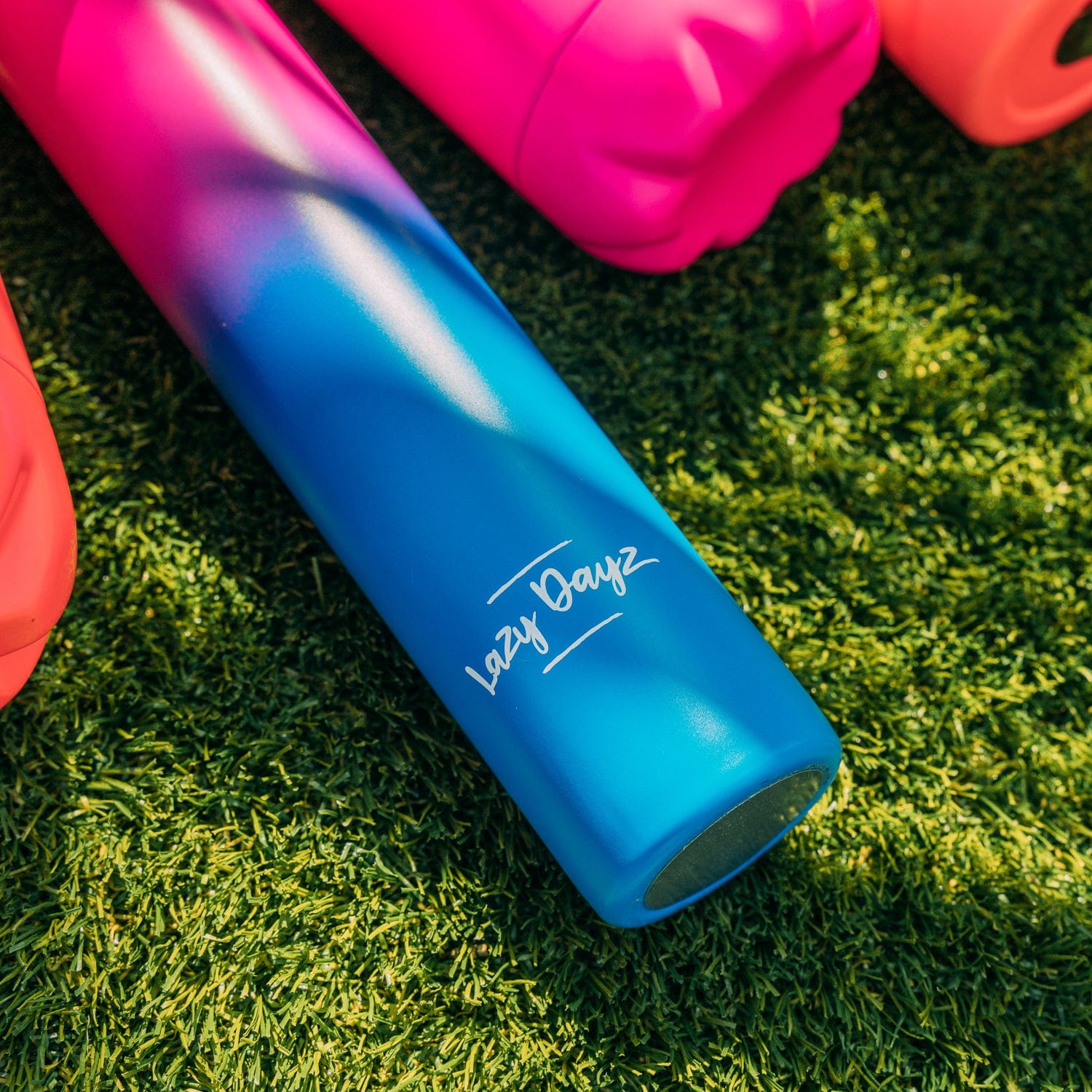 Lazy Dayz 300ml Slimline Insulated Drink Bottle - Pink Blue Ombre 4