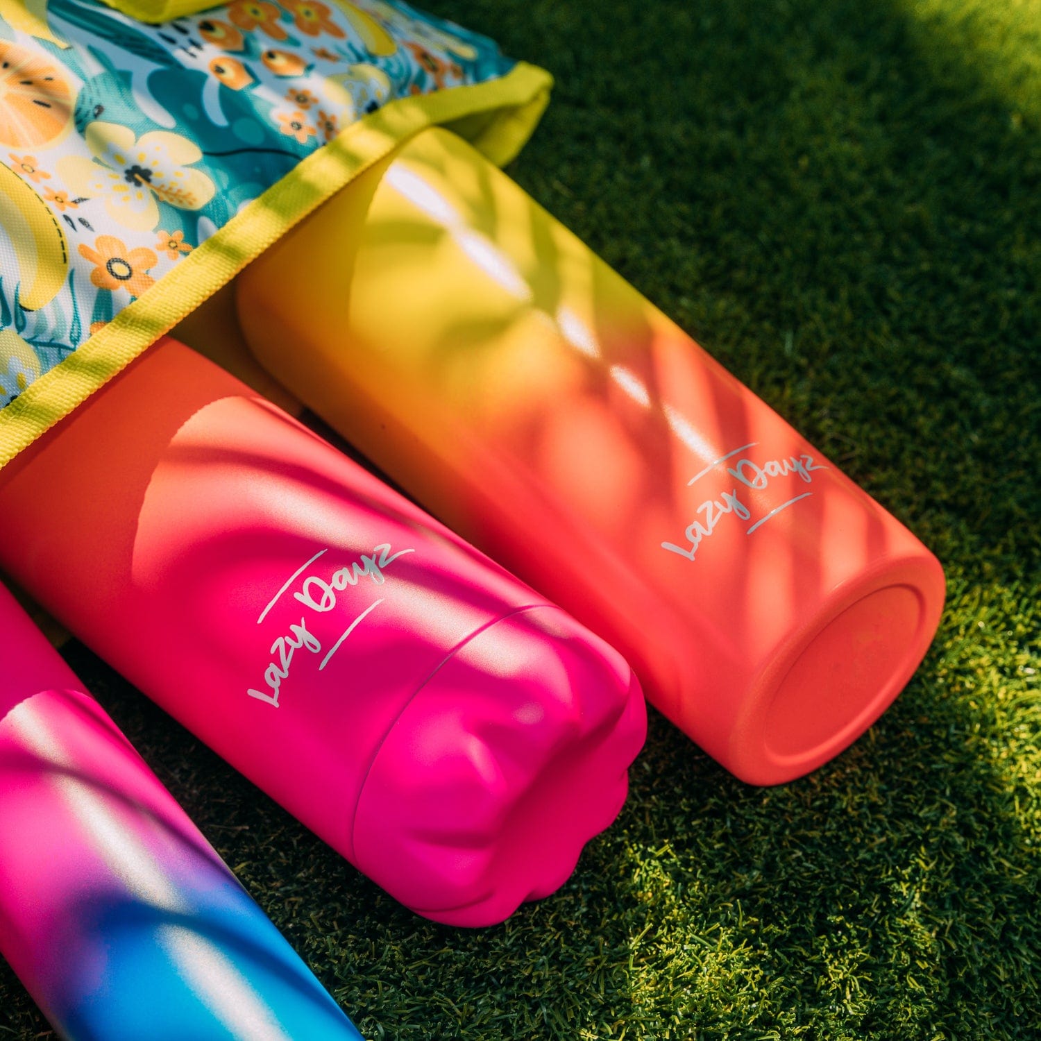 Lazy Dayz 300ml Slimline Insulated Drink Bottle - Yellow Peach Ombre 4