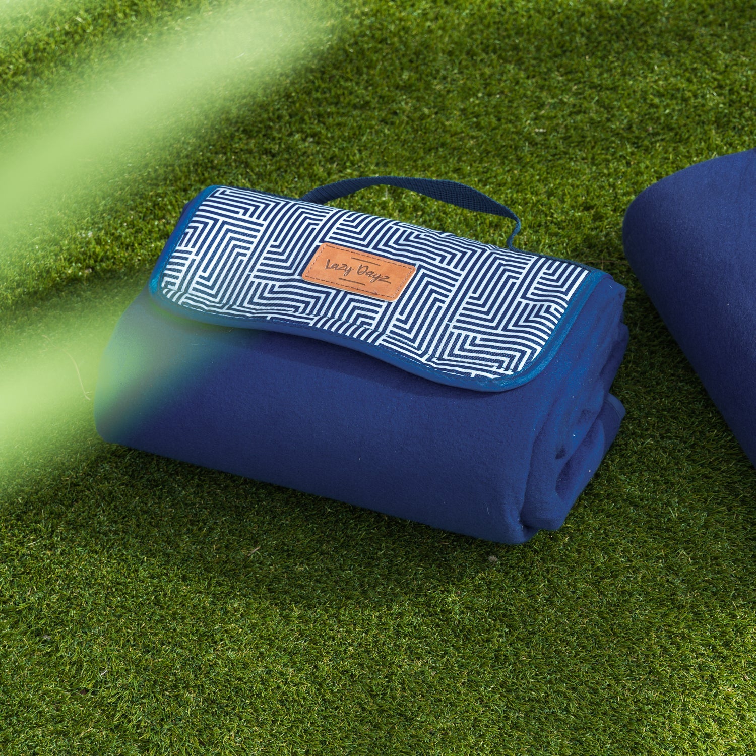 Lazy Dayz Fleece Picnic Rug - Makena 6
