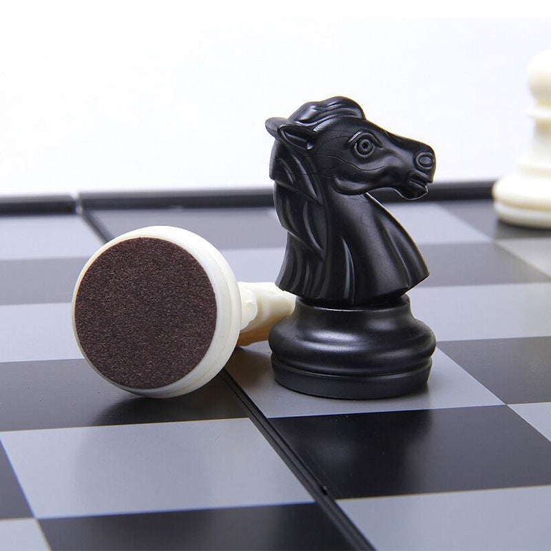 Chess game set with magnet box - Gold and Silver 6
