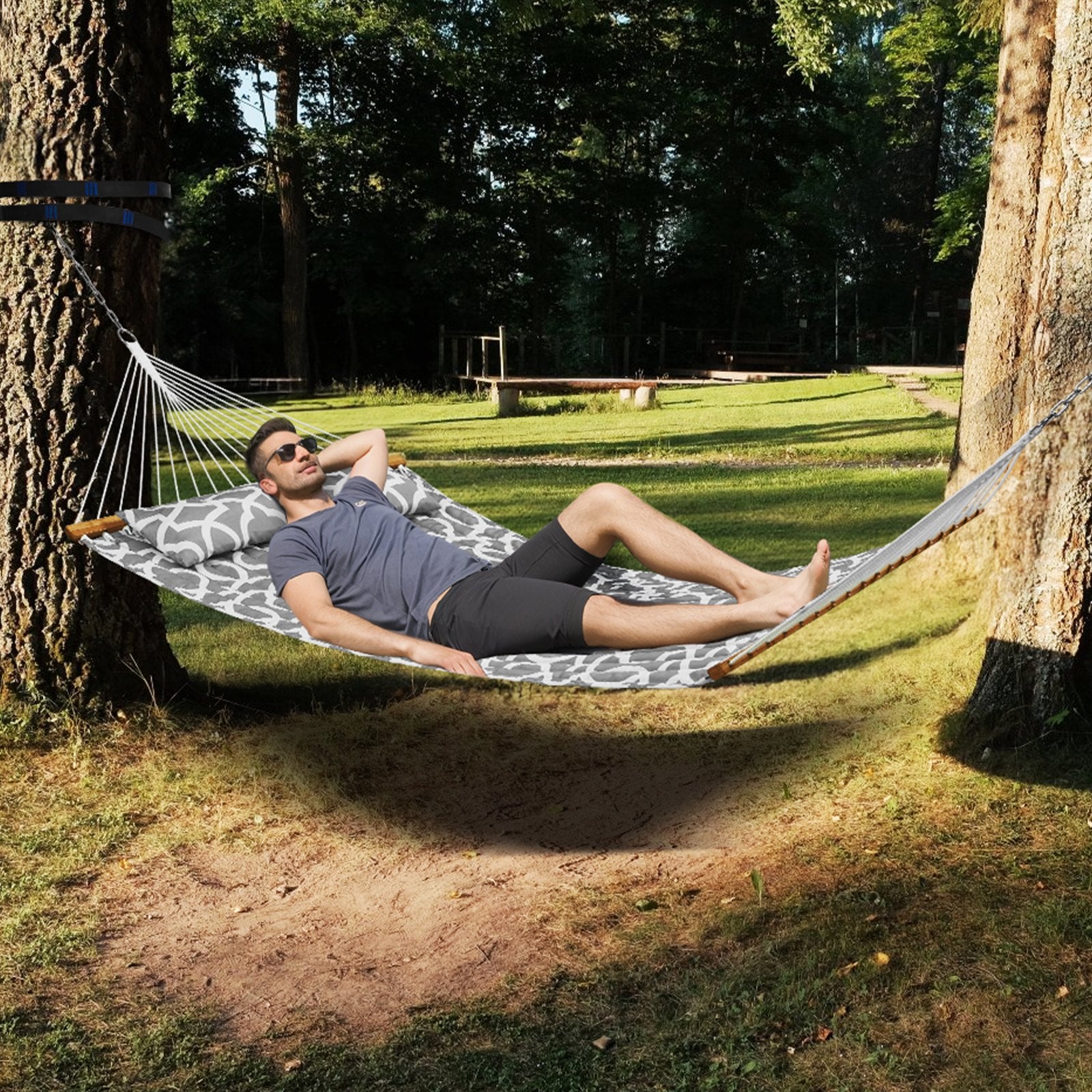 VEVOR Double Quilted Fabric Hammock, 12 FT Double Hammock with Hardwood Spreader Bars, 2 Person Quilted Hammock with Detachable Pillow and Chains for Camping Outdoor Patio Yard Beach, 480 lbs Capacity 8