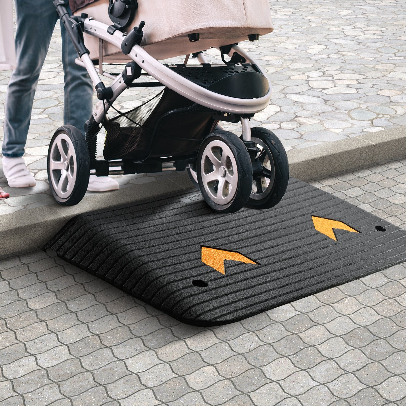 VEVOR Upgraded Rubber Threshold Ramp, 8.9 cm Rise Door Ramp with 1 Channel, Natural Rubber Car Ramp with Non-Slip Textured Surface, 15 tons Load Capacity Curb Ramp for Wheelchair and Scooter 8