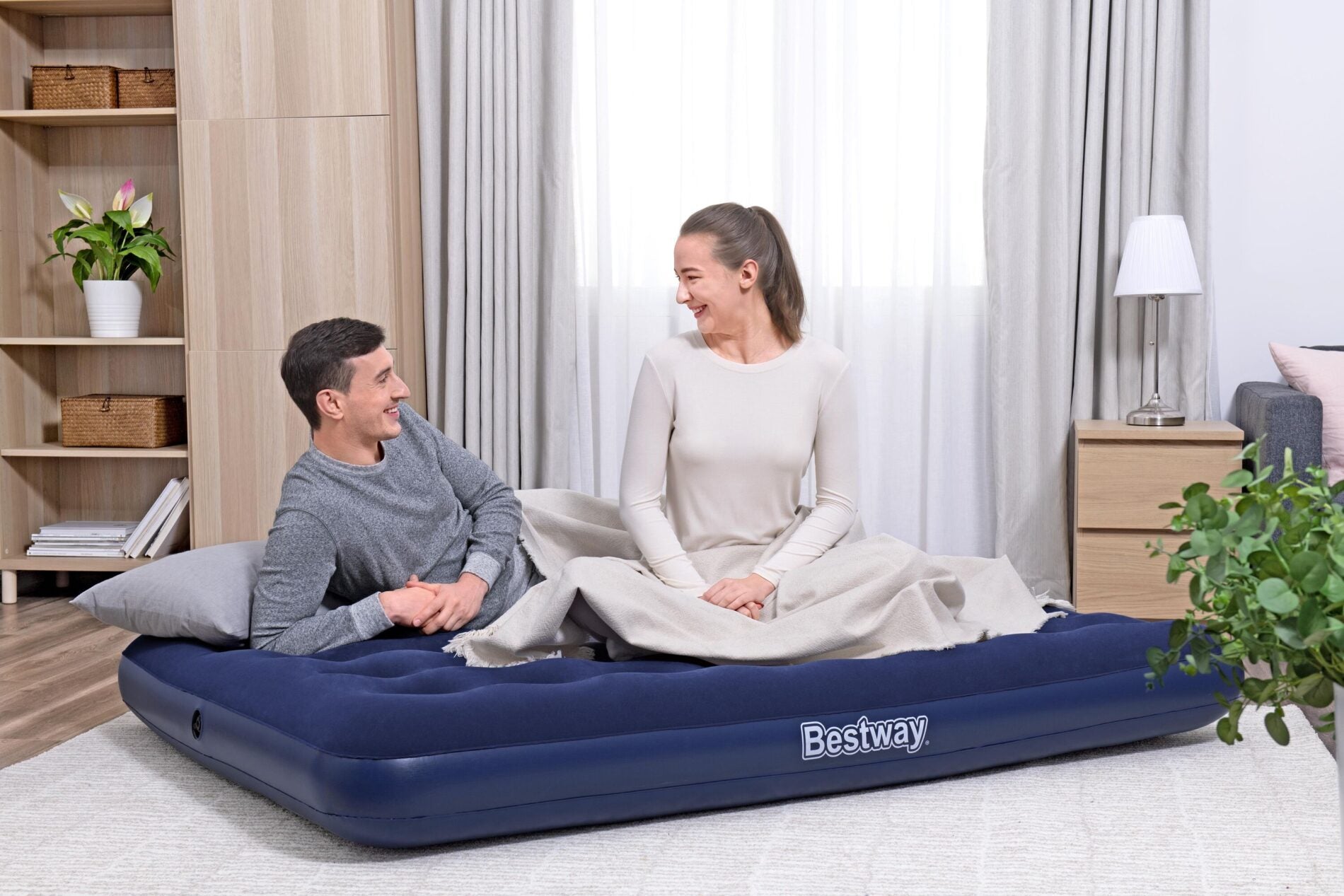 Bestway 1.91m x 1.37m x 22cm Air Mattress Full Inflatable Air Bed Indoor/Outdoor Heavy Duty Durable Camping 3