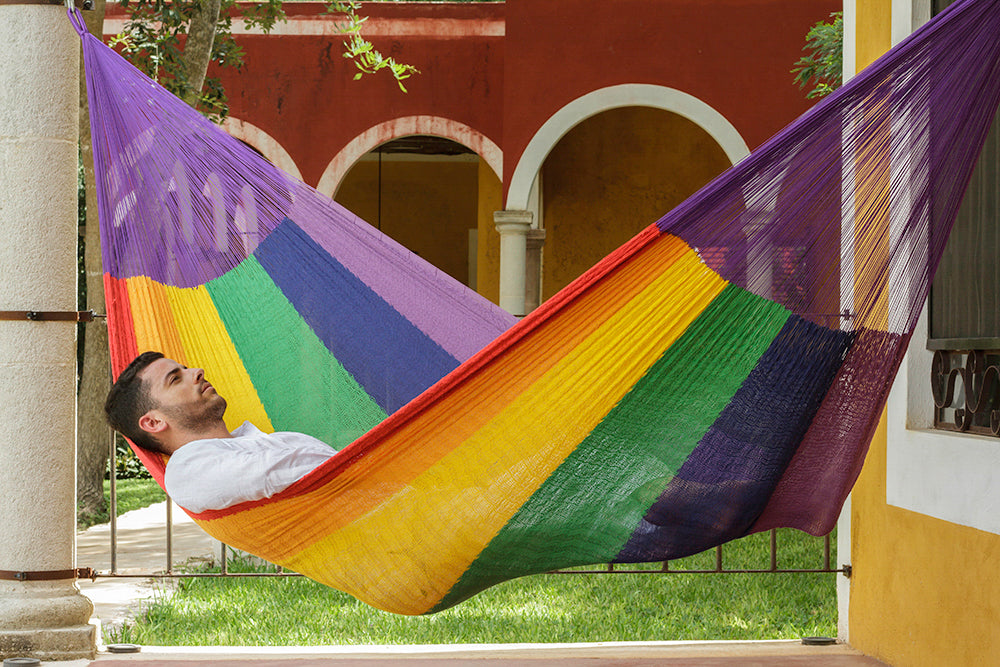 The Power nap Mayan Legacy hammock in Rainbow Colour 4