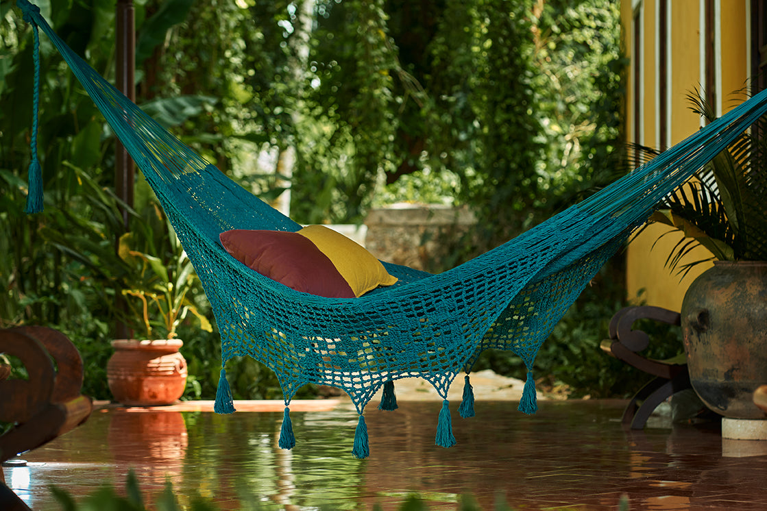 Outdoor undercover cotton Mayan Legacy hammock with hand crocheted tassels Queen Size Bondi 3